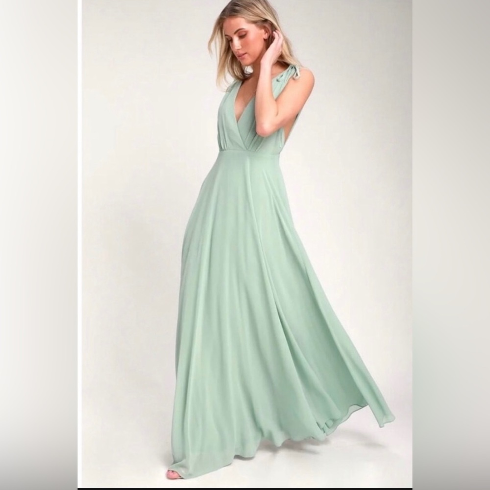 Lulu's- dance the night away- Sage Green Dress, Size S